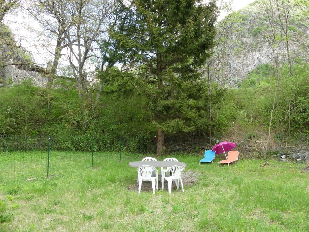 Les Lys Oranges Apartman Le Bourg-dʼOisans Kültér fotó